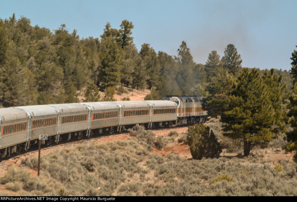 Grand Canyon Railway traveling to the Canyon